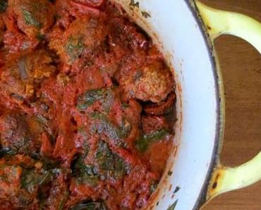 Tajine de keftas à la tomate