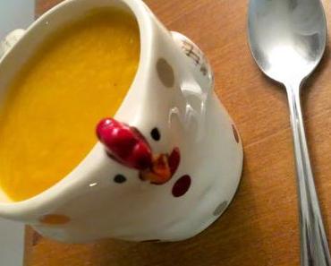 Soupe de courge butternut, poire et gingembre