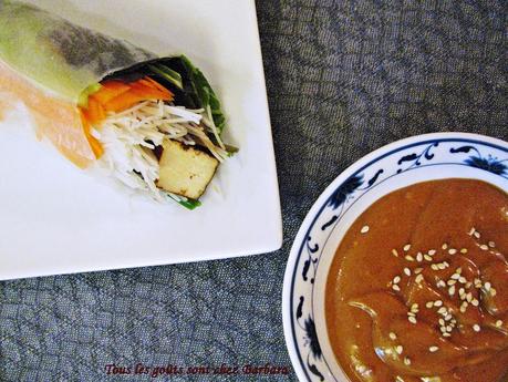 Rouleaux de printemps au tofu mariné et leur sauce au beurre d'arachide