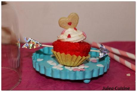 Cupcakes tous rouges Vanille et glaçage Coquelicot {St Valentin}