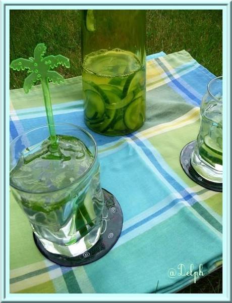 Detox water : concombre/menthe