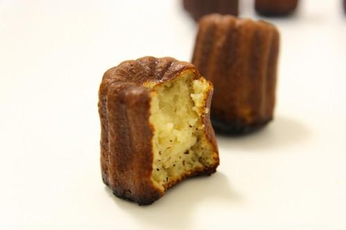 Canelés bordelais