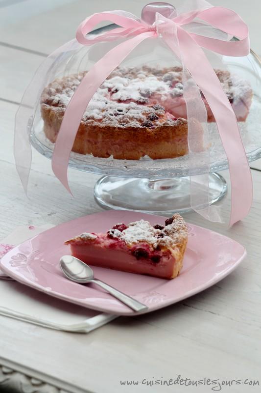 Gâteau Magique aux framboises et à la rose