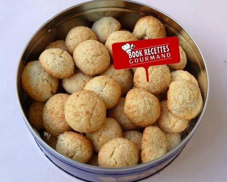 Petits biscuits à la noix de coco 