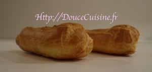 Eclair au chocolat Eclair au chocolat