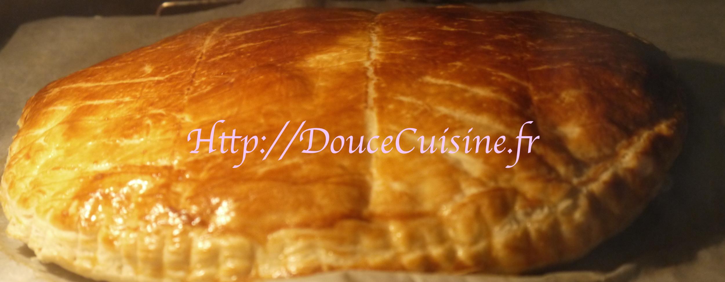 Galette des rois à la crème de frangipane (recette de Cyril Lignac)