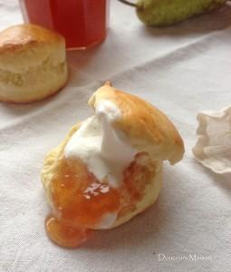 Scones au Miel de Poire ou confiture