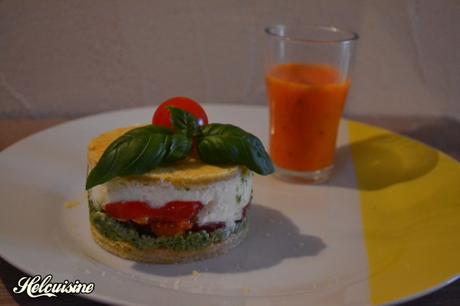 Mille feuilles de tomates et pesto