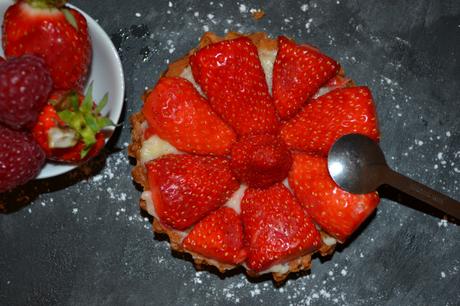 tartelette aux fraises pushing daisies chuck