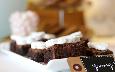 Brownies aux pépites de chocolat et guimauves {Sweet Table}