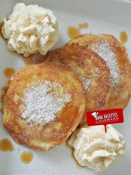 Rondelles de pommes avec crème à la cannelle