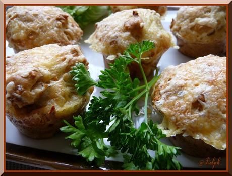 Muffins poulet-paprika et coque de Comté.