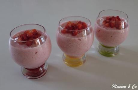 Nuages de fraises multicolores
