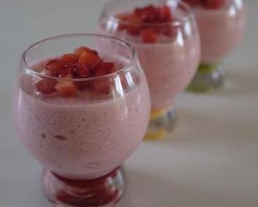 Nuages de fraises multicolores