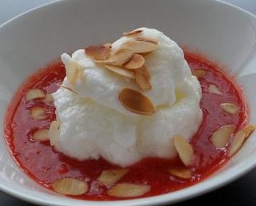 Îles flottantes aux fraises