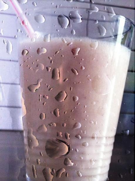 milk shake, recette milk shake, recette milk shake vanille fraise, lait, glace vanille