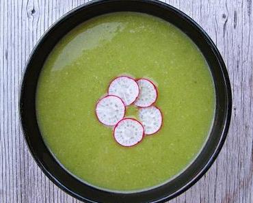 Velouté aux fanes de radis et au cumin