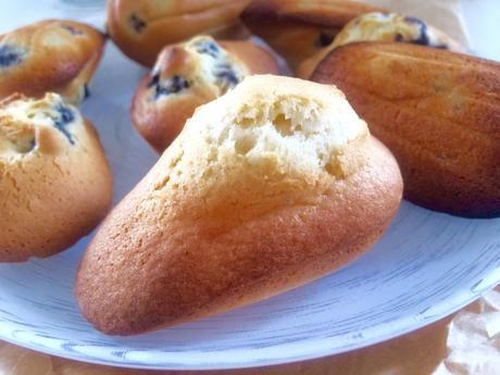 Madeleines au beurre de coco et Aronia