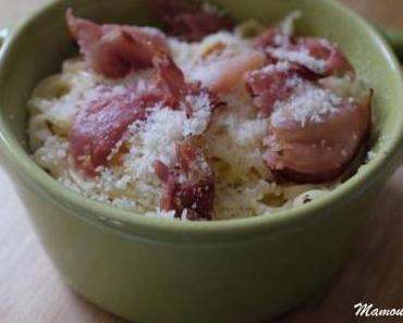Spaghettis fraîches à la carbonara comme en Italie