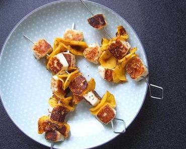 Brochettes de Grillis et courgette jaune.