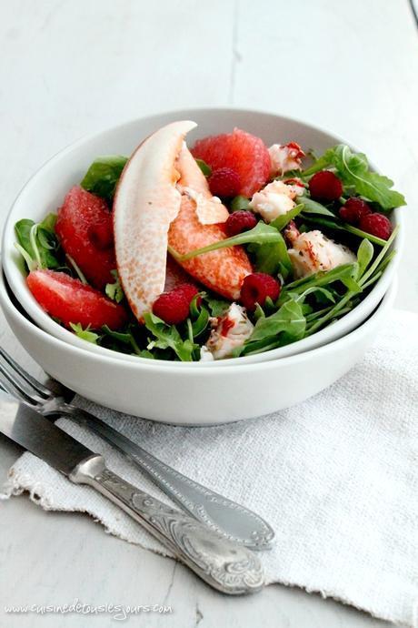 Salade de homard au pamplemousse et framboises