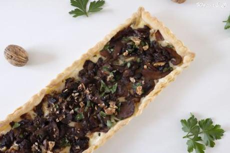 Tarte fine aux champignons et gorgonzola