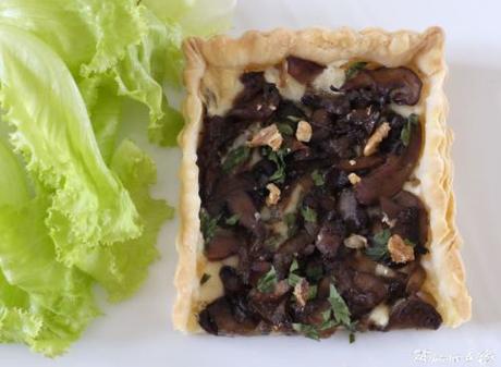 Tarte fine aux champignons et gorgonzola