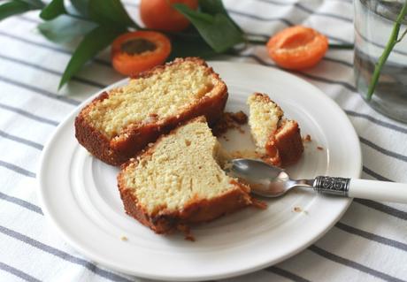 Cake aux abricots et à la ricotta {sans gluten}
