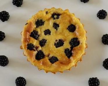 Clafoutis aux amandes et aux mûres