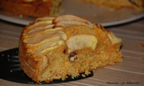 Gâteau carottes, pommes et noix de pécan