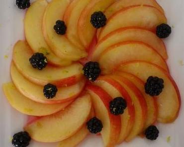 Salade de pêches aux fruits rouges