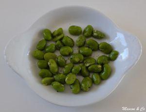 Salade de blé aux fèves et au saumon fumé