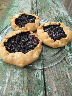 Tartes et tartelettes rustiques aux mûres