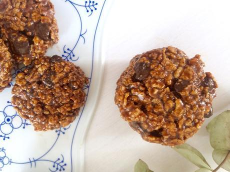 Cookies crus au beurre d’amande et chocolat