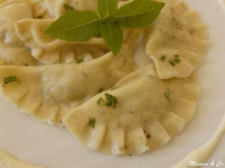 Raviolis frais maison au saumon fumé et au pesto