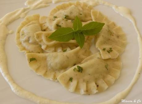 Raviolis frais maison au saumon fumé et au pesto