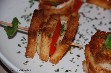 Brochettes mozzarella tomate