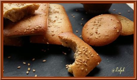 Financiers aux amandes et graines de sésames 