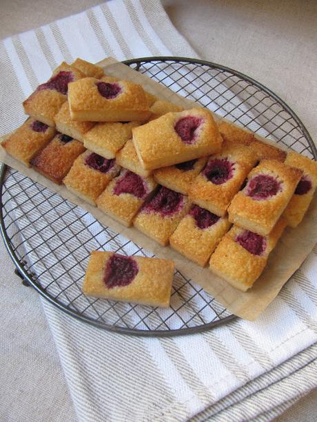 Financiers aux framboises