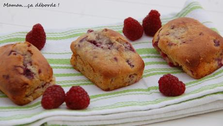 Mini cake lait concentré et framboise