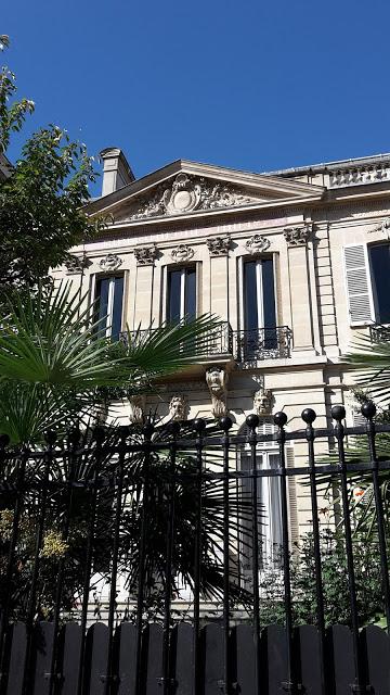 Un parisien à la bibliothèque Dosne-Thiers