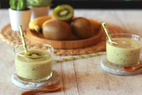 Smoothie onctueux kiwi – banane – coco