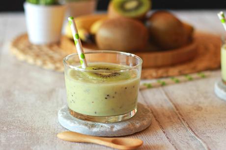 Smoothie onctueux kiwi – banane – coco