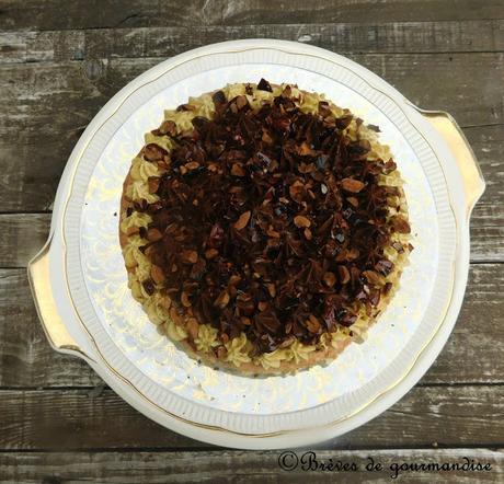 Succès au praliné, chocolat et amandes caramélisées