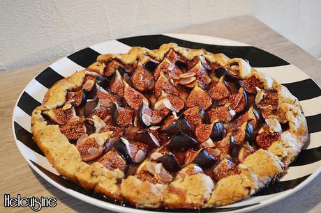 Tarte rustique aux figues et noisettes