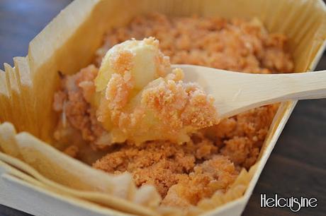 Crumble pommes, amandes et poudre de macarons