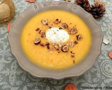 Velouté de courge butternut, noisettes & son œuf mollet / Butternut squash soup with hazelnut and its soft boiled egg