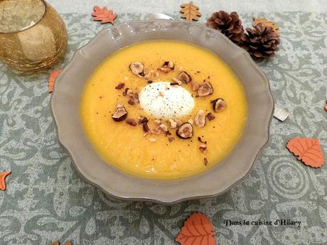 Velouté de courge butternut, noisettes & son œuf mollet / Butternut squash soup with hazelnut and its soft boiled egg