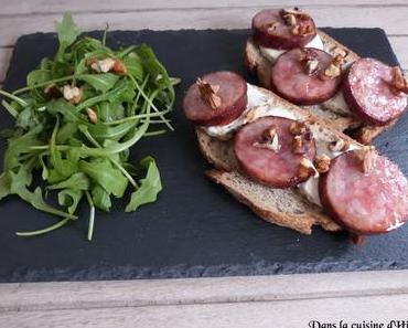 Bruschettas au fromage de chèvre, saucisse de Morteau et noix / Goat cheese, Morteau sausage and walnut bruschettas