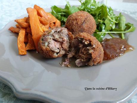 Boulettes de confit de canard au foie gras / Duck confit balls and foie gras heart